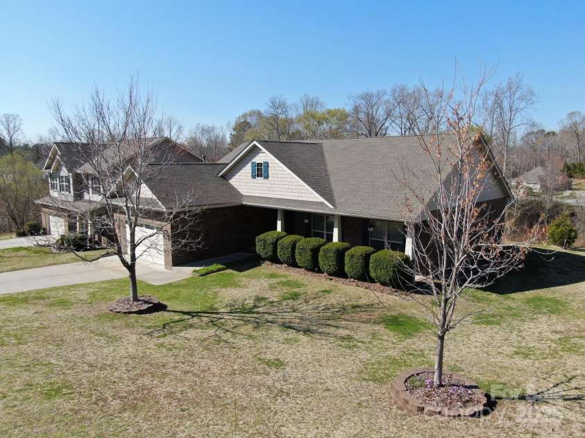 7283 Bradberry Lane, Denver, NC 28037.  MLS# CAR4240199, YatesRealty ID 6025. 