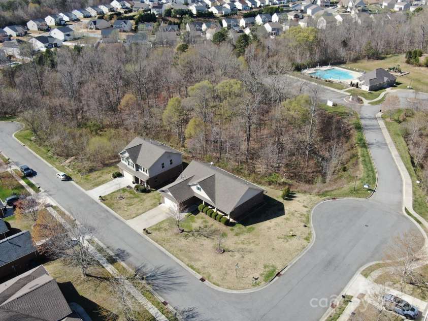 7283 Bradberry Lane, Denver, NC 28037.  MLS# CAR4240199, YatesRealty ID 6025. 