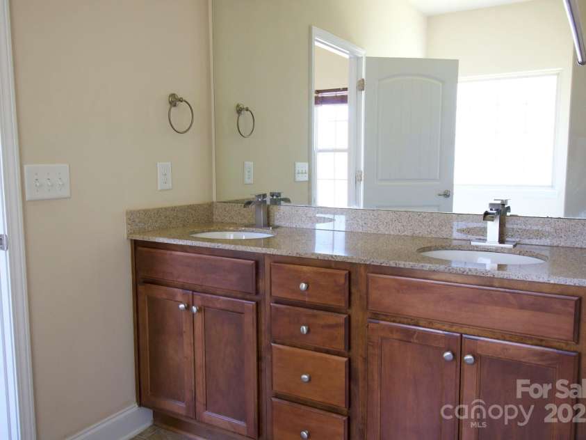 7283 Bradberry Lane, Denver, NC 28037.  MLS# CAR4240199, YatesRealty ID 6025. 