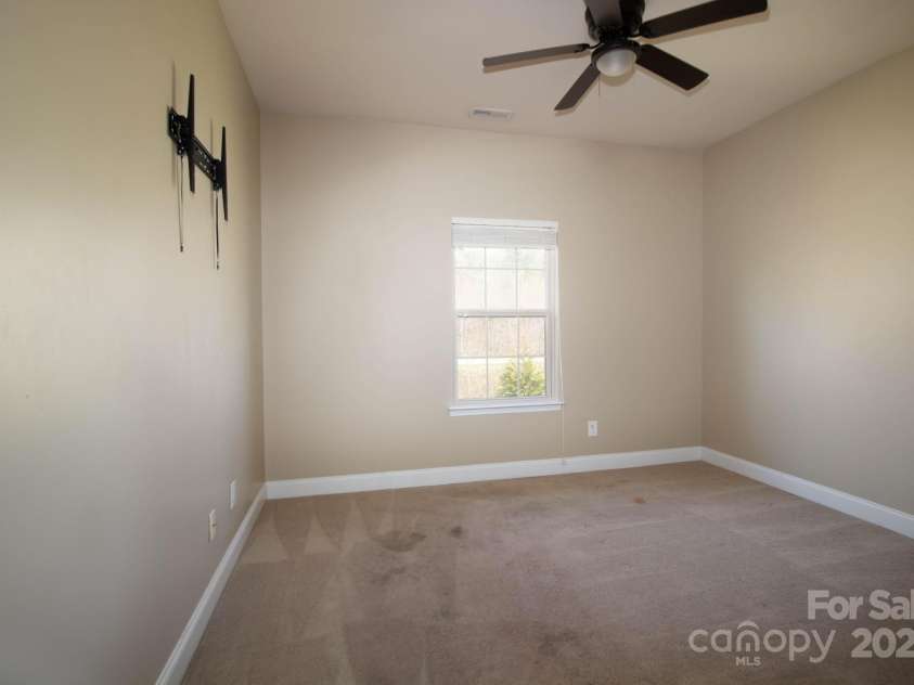 7283 Bradberry Lane, Denver, NC 28037.  MLS# CAR4240199, YatesRealty ID 6025. 