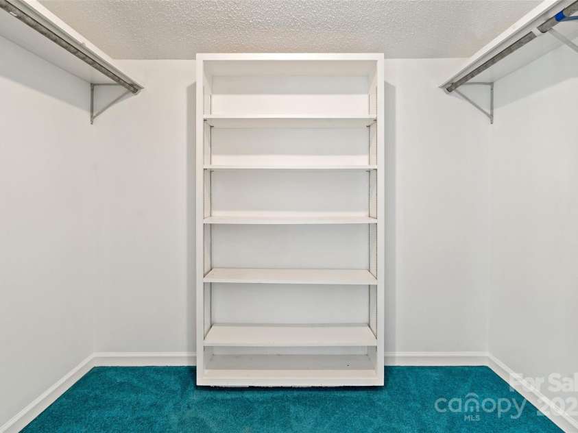 389 Orchard Road, Bakersville, NC 28705.  MLS# CAR4241299, YatesRealty ID 6026. 