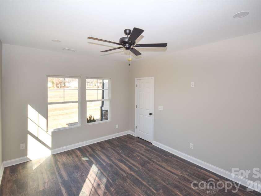 2362 21st Avenue, Hickory, NC 28601.  MLS# CAR4351250, YatesRealty ID 6028. 