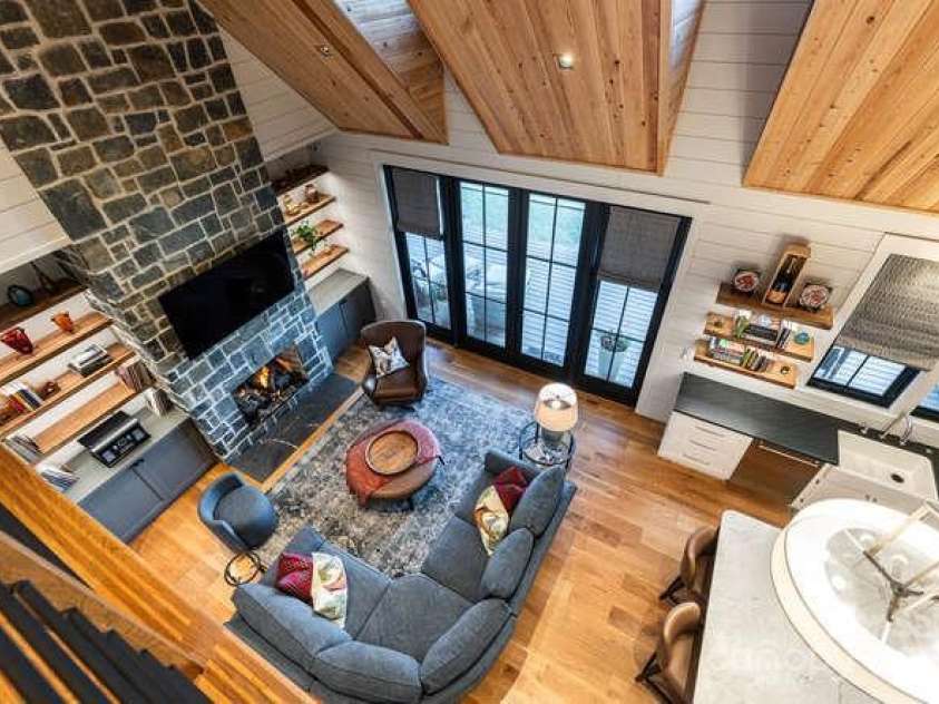 131 Lodestone Drive, Sylva, NC 28779.  MLS# CAR4330421, YatesRealty ID 603. 