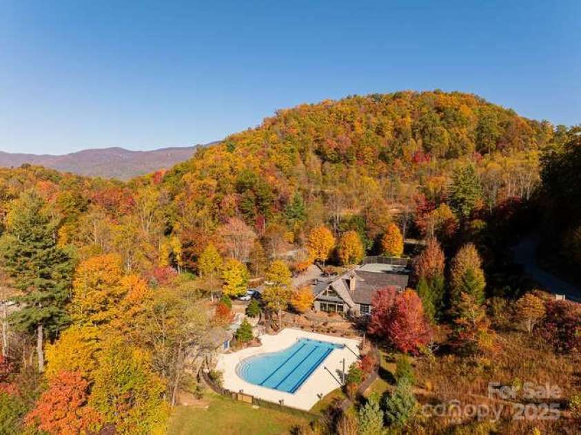 131 Lodestone Drive, Sylva, NC 28779.  MLS# CAR4330421, YatesRealty ID 603. 