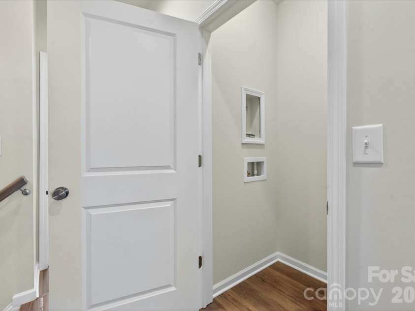 1610 Spring Street, Charlotte, NC 28206.  MLS# CAR4316230, YatesRealty ID 6031. Laundry