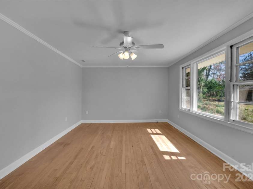 647 Black Street, Rock Hill, SC 29730.  MLS# CAR4237929, YatesRealty ID 6031. 