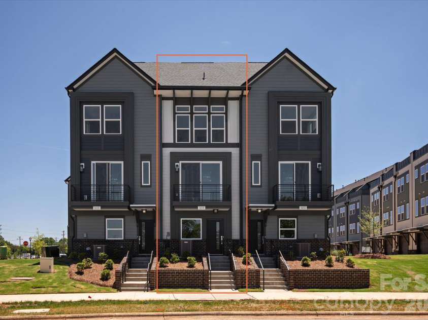 1614 Spring Street, Charlotte, NC 28206.  MLS# CAR4316238, YatesRealty ID 6032. 