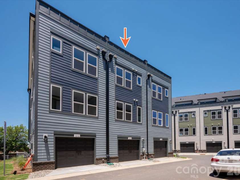 1614 Spring Street, Charlotte, NC 28206.  MLS# CAR4316238, YatesRealty ID 6032. 