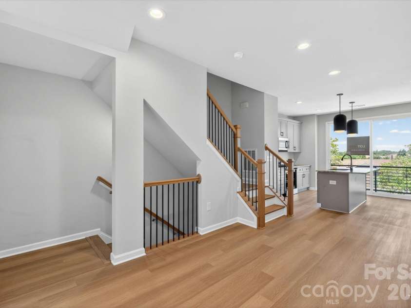 1614 Spring Street, Charlotte, NC 28206.  MLS# CAR4316238, YatesRealty ID 6032. Dining/Kitchen