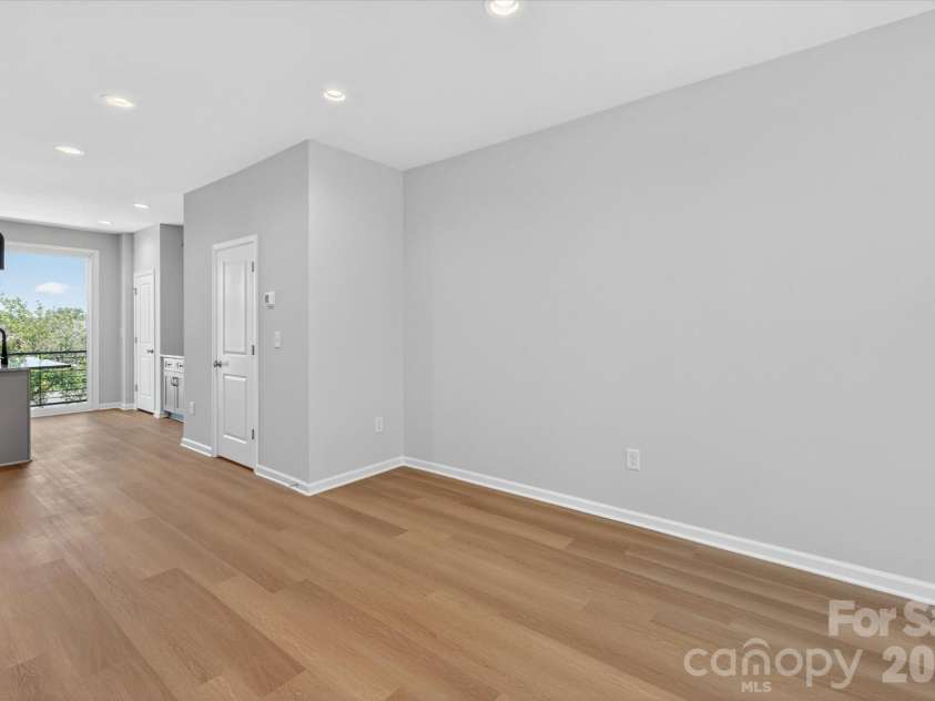 1614 Spring Street, Charlotte, NC 28206.  MLS# CAR4316238, YatesRealty ID 6032. Dining/Kitchen