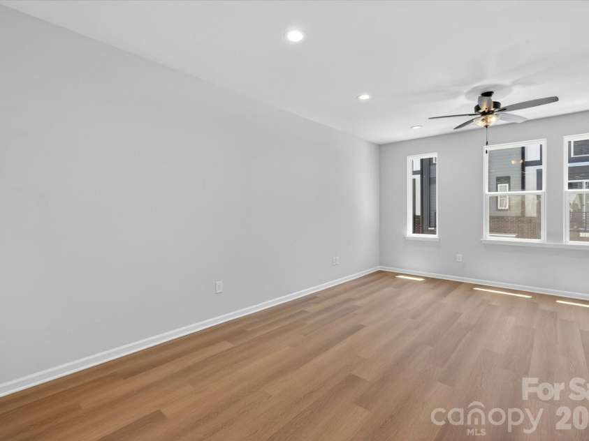 1614 Spring Street, Charlotte, NC 28206.  MLS# CAR4316238, YatesRealty ID 6032. Dining/Living