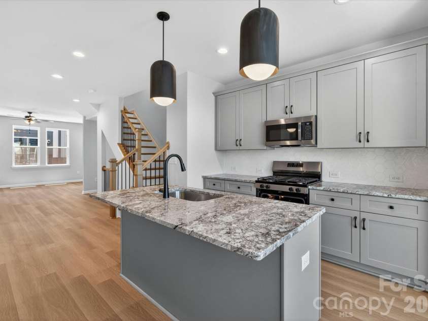 1614 Spring Street, Charlotte, NC 28206.  MLS# CAR4316238, YatesRealty ID 6032. Kitchen/Dining/Living
