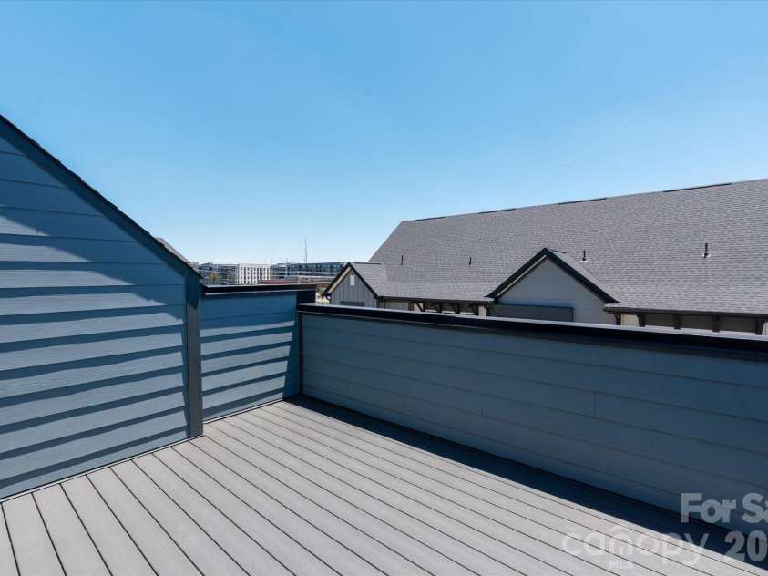 1614 Spring Street, Charlotte, NC 28206.  MLS# CAR4316238, YatesRealty ID 6032. Rooftop Terrace