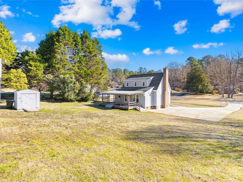 2927 Forest Hills Circle, Rock Hill, SC 29732.  MLS# CAR4223597, YatesRealty ID 6032. 