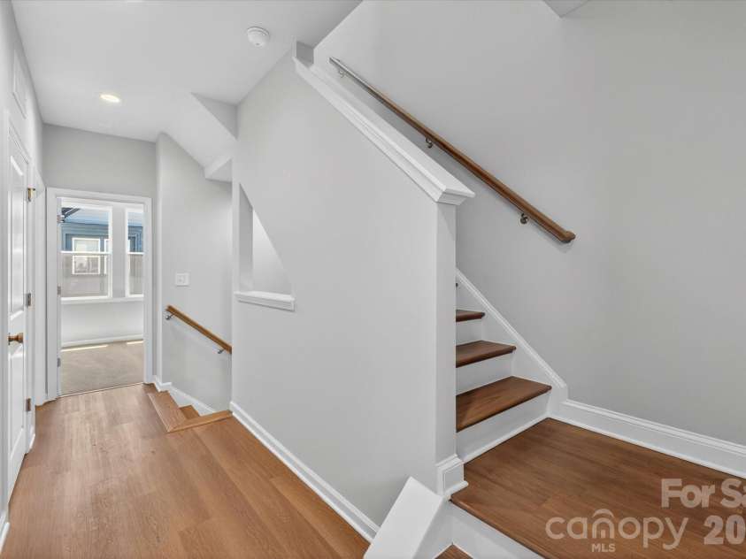 1618 Spring Street, Charlotte, NC 28206.  MLS# CAR4316240, YatesRealty ID 6033. 3rd Floor Hall