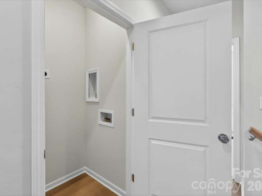 1618 Spring Street, Charlotte, NC 28206.  MLS# CAR4316240, YatesRealty ID 6033. Laundry