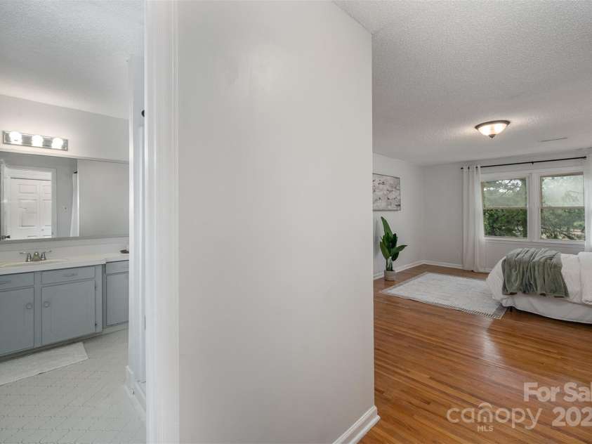 16308 Poplar Tent Road, Huntersville, NC 28078.  MLS# CAR4234171, YatesRealty ID 6033. 