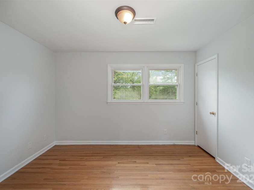 16308 Poplar Tent Road, Huntersville, NC 28078.  MLS# CAR4234171, YatesRealty ID 6033. 