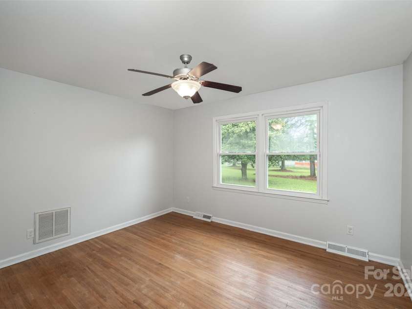 16308 Poplar Tent Road, Huntersville, NC 28078.  MLS# CAR4234171, YatesRealty ID 6033. 