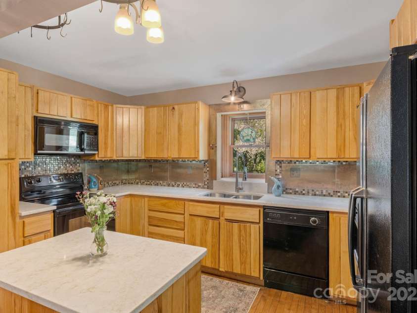 22 Morgan Branch Road, Weaverville, NC 28787.  MLS# CAR4211861, YatesRealty ID 6037. 