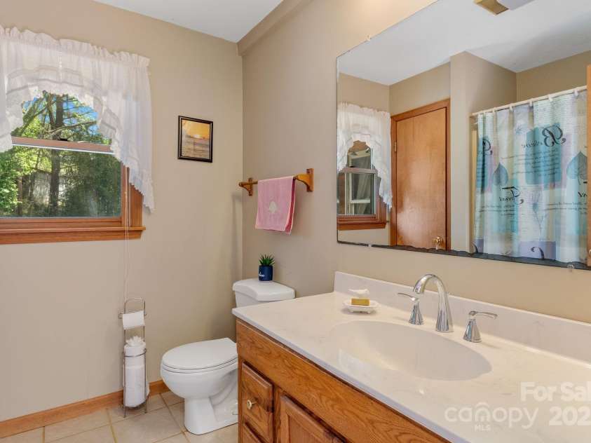 22 Morgan Branch Road, Weaverville, NC 28787.  MLS# CAR4211861, YatesRealty ID 6037. 