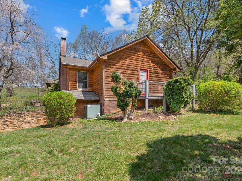 22 Morgan Branch Road, Weaverville, NC 28787.  MLS# CAR4211861, YatesRealty ID 6037. 