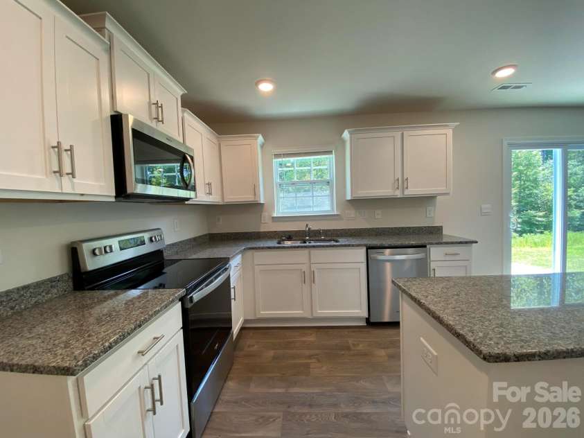 2209 Rolling Hills Drive, Dallas, NC 28034.  MLS# CAR4361258, YatesRealty ID 6039. 