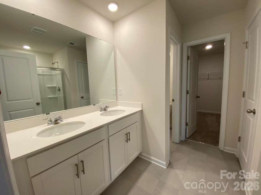 2209 Rolling Hills Drive, Dallas, NC 28034.  MLS# CAR4361258, YatesRealty ID 6039. 