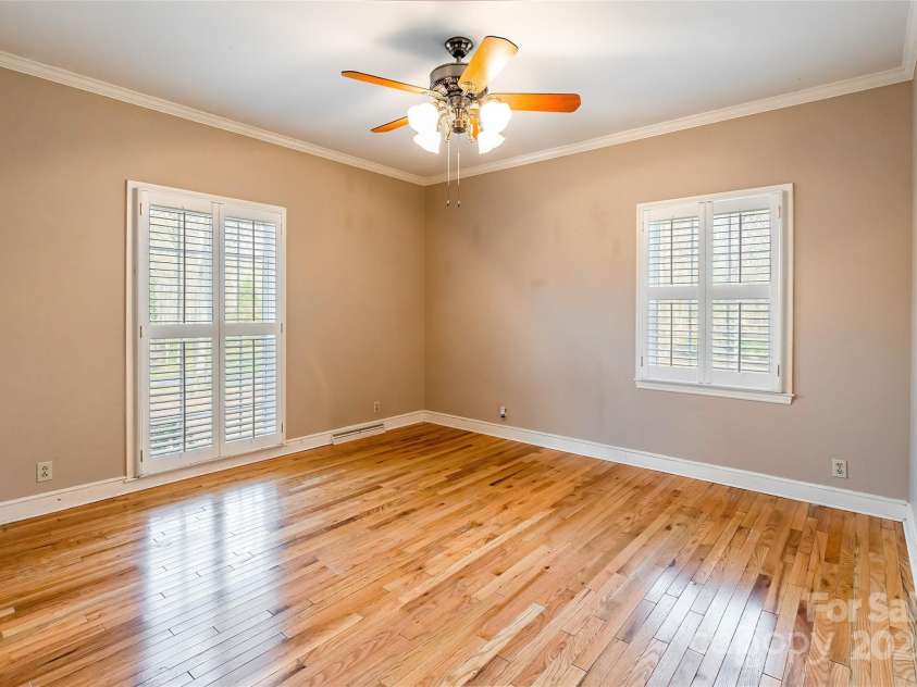 406 Forest Drive, York, SC 29745.  MLS# CAR4232993, YatesRealty ID 6039. 