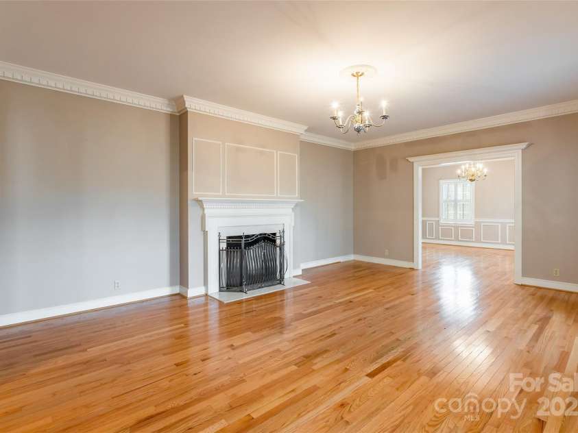 406 Forest Drive, York, SC 29745.  MLS# CAR4232993, YatesRealty ID 6039. 