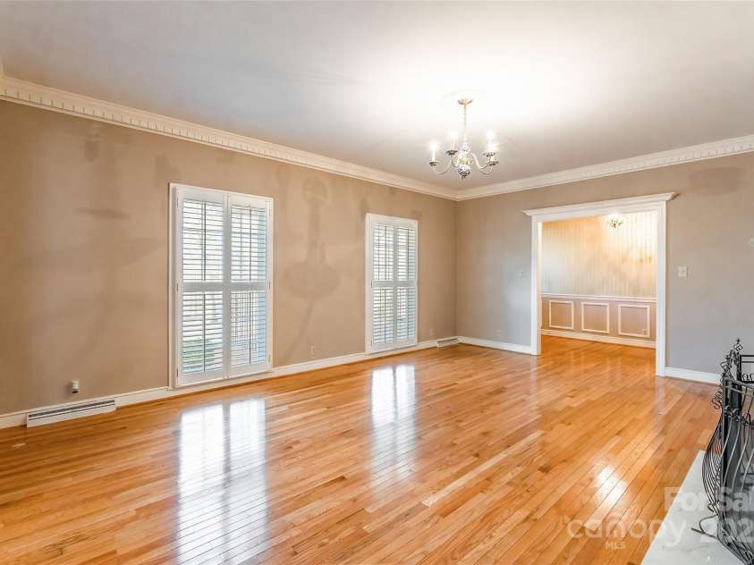 406 Forest Drive, York, SC 29745.  MLS# CAR4232993, YatesRealty ID 6039. 