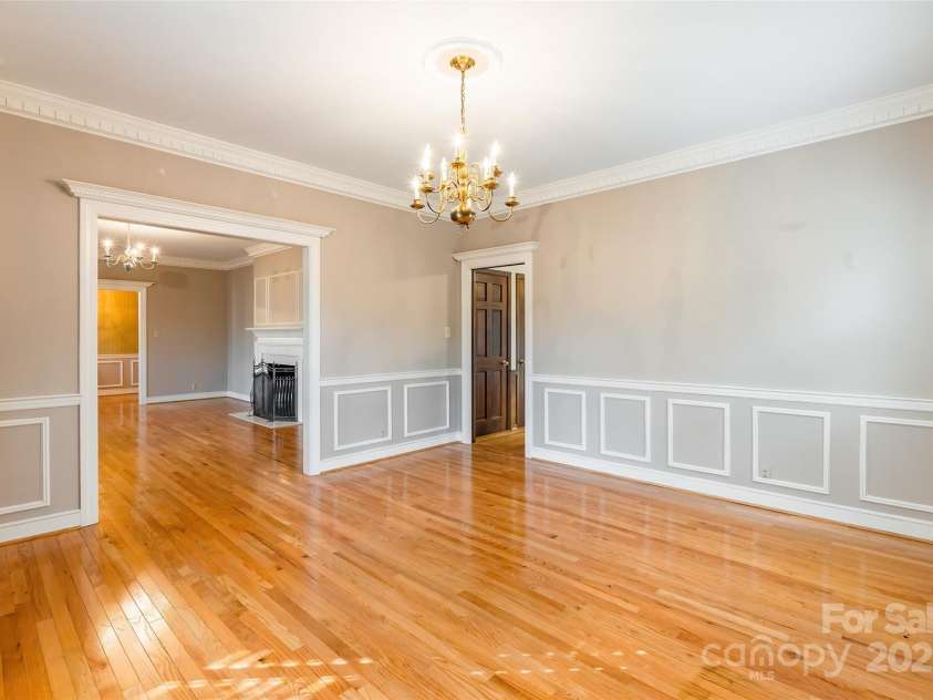 406 Forest Drive, York, SC 29745.  MLS# CAR4232993, YatesRealty ID 6039. 