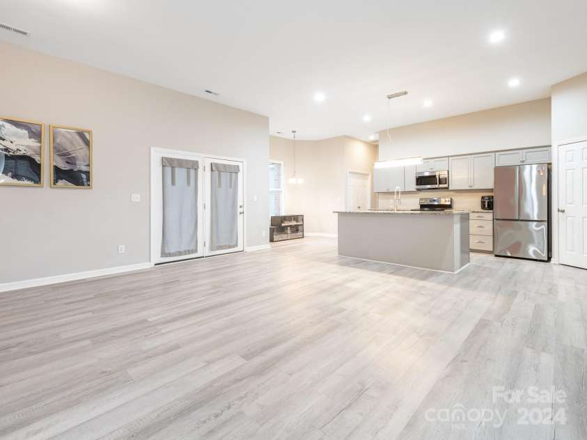 200 Victoria Circle, York, SC 29745.  MLS# CAR4206090, YatesRealty ID 604. 