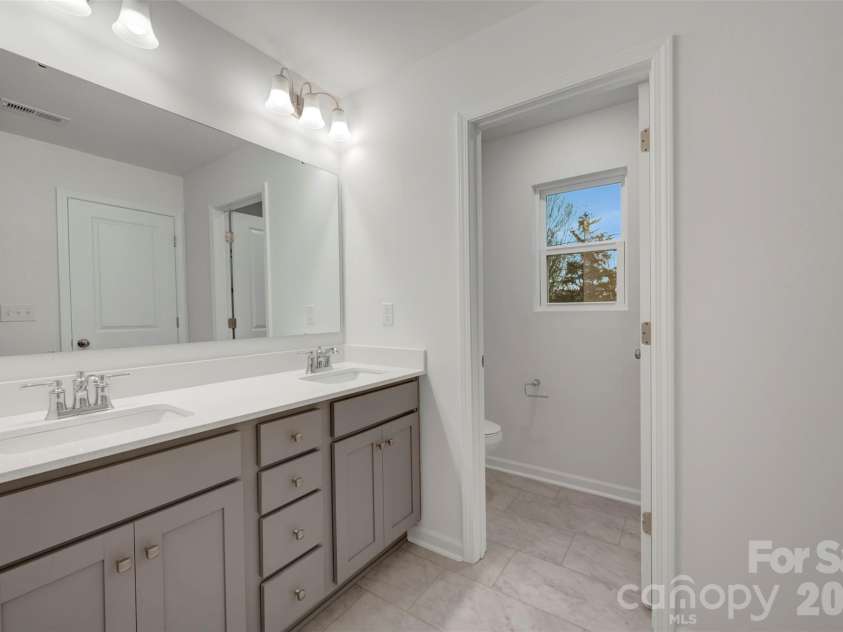 1156 Overbrook Place, Wingate, NC 28174.  MLS# CAR4360525, YatesRealty ID 6041. Owner's suite