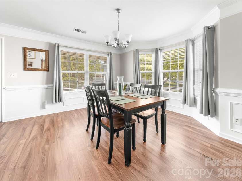 1015 Sparrow Valley Way, Charlotte, NC 28214.  MLS# CAR4360368, YatesRealty ID 6042. 