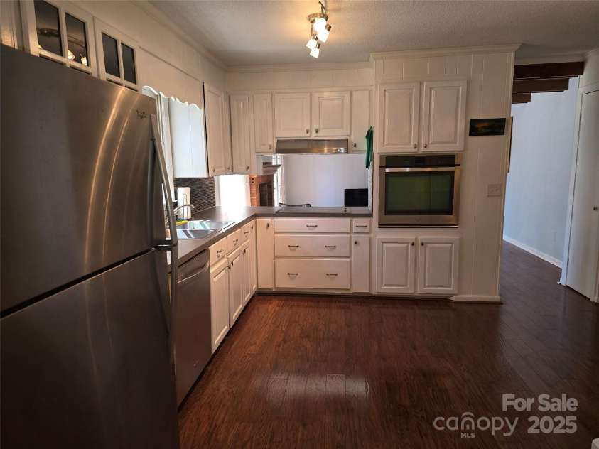 304 Taft Street, Troy, NC 27371.  MLS# CAR4238090, YatesRealty ID 6042. 