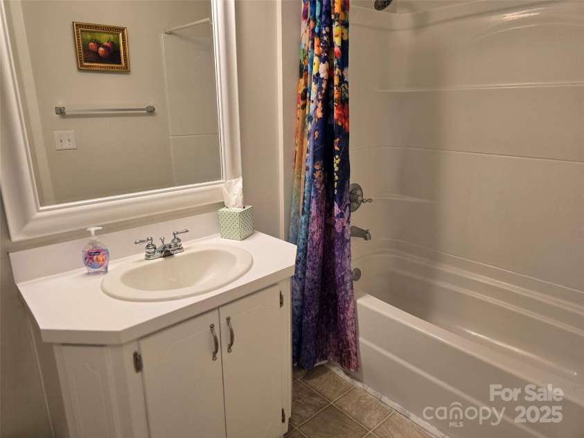 304 Taft Street, Troy, NC 27371.  MLS# CAR4238090, YatesRealty ID 6042. 