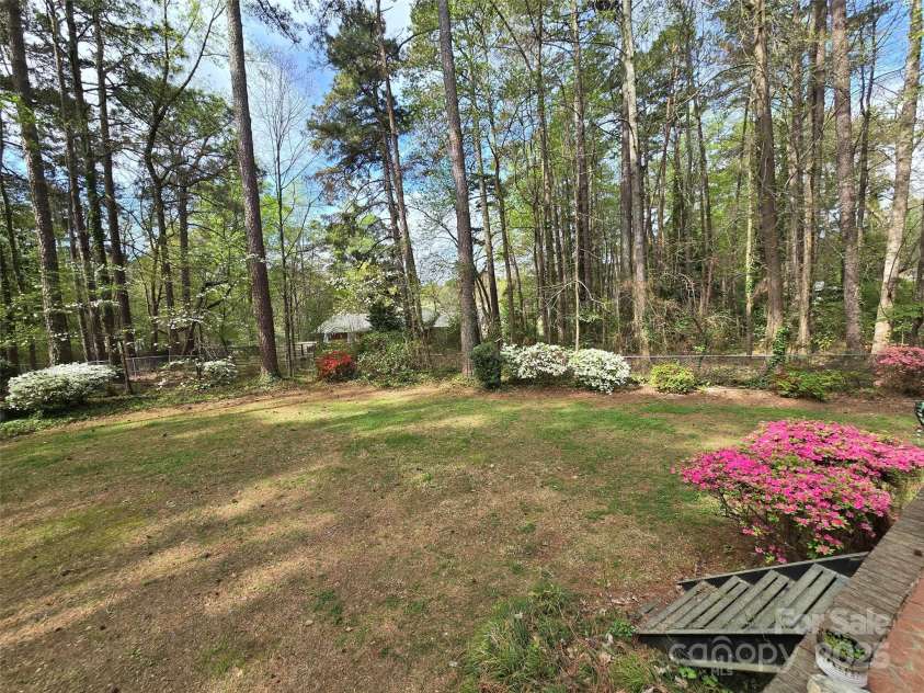 304 Taft Street, Troy, NC 27371.  MLS# CAR4238090, YatesRealty ID 6042. 