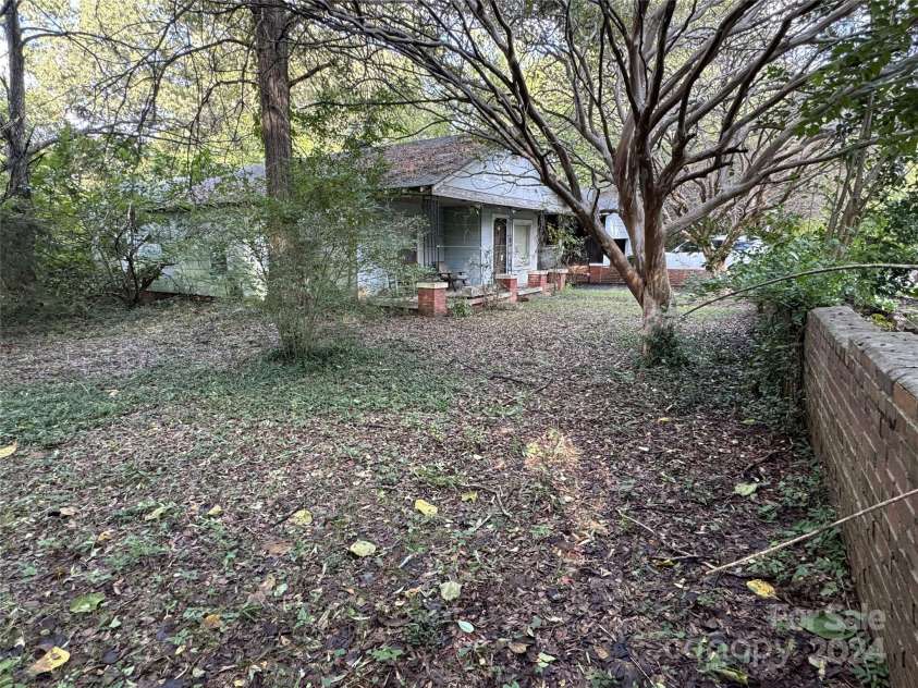 213 Belt Drive, Lowell, NC 28056.  MLS# CAR4189043, YatesRealty ID 6048. 