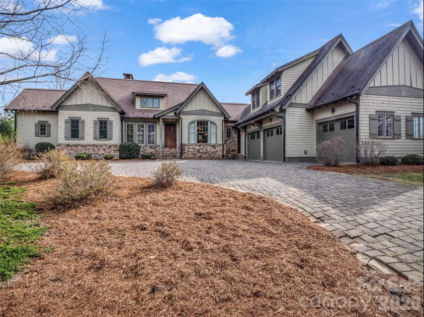 565 Chestertown Drive, Mill Spring, NC 28756.  MLS# CAR4361743, YatesRealty ID 6049. 