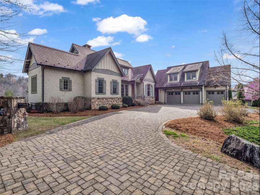 565 Chestertown Drive, Mill Spring, NC 28756.  MLS# CAR4361743, YatesRealty ID 6049. 