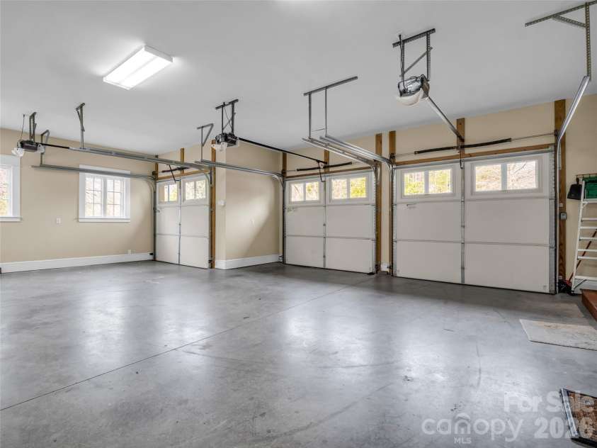 565 Chestertown Drive, Mill Spring, NC 28756.  MLS# CAR4361743, YatesRealty ID 6049. 