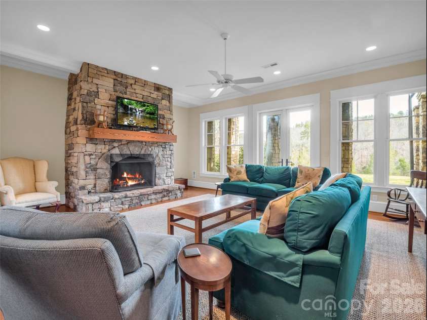 565 Chestertown Drive, Mill Spring, NC 28756.  MLS# CAR4361743, YatesRealty ID 6049. 