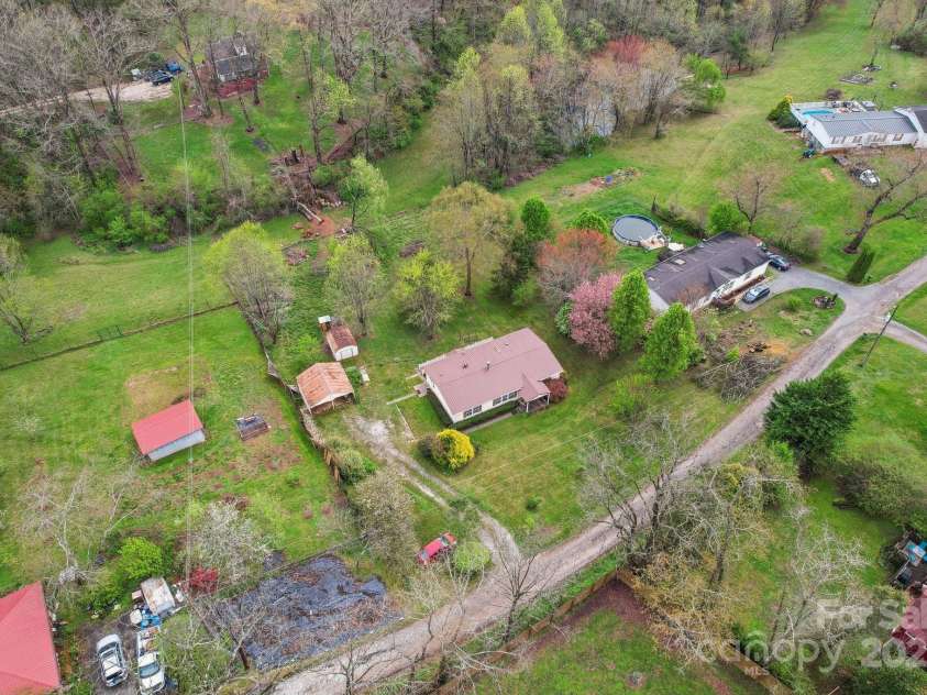 83 Libbey Lane, Mills River, NC 28759.  MLS# CAR4244925, YatesRealty ID 6049. 