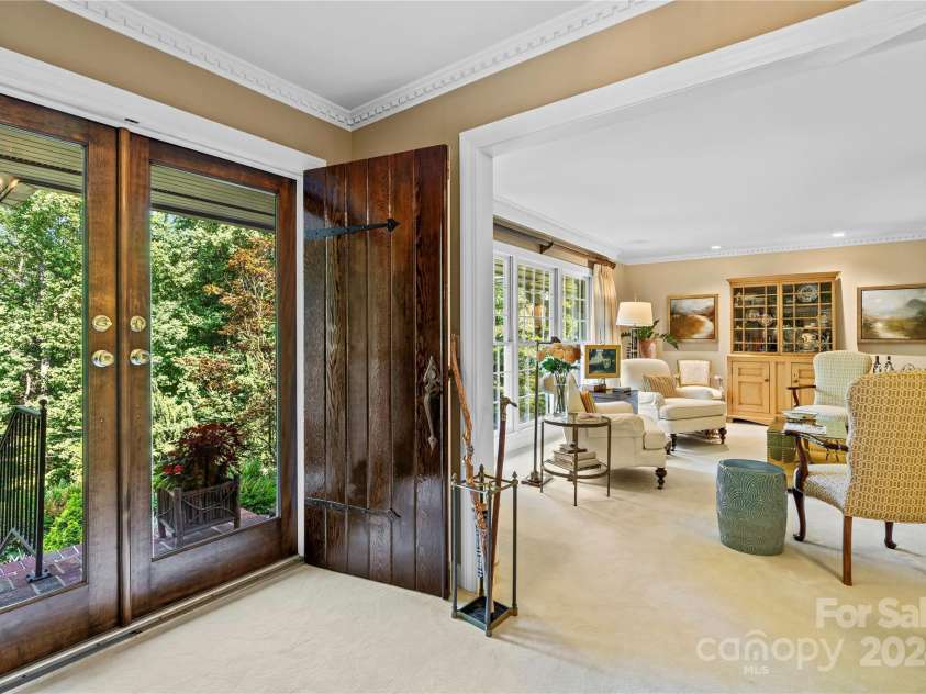 441 Forest Heights Drive, Marion, NC 28752.  MLS# CAR4174154, YatesRealty ID 605. 