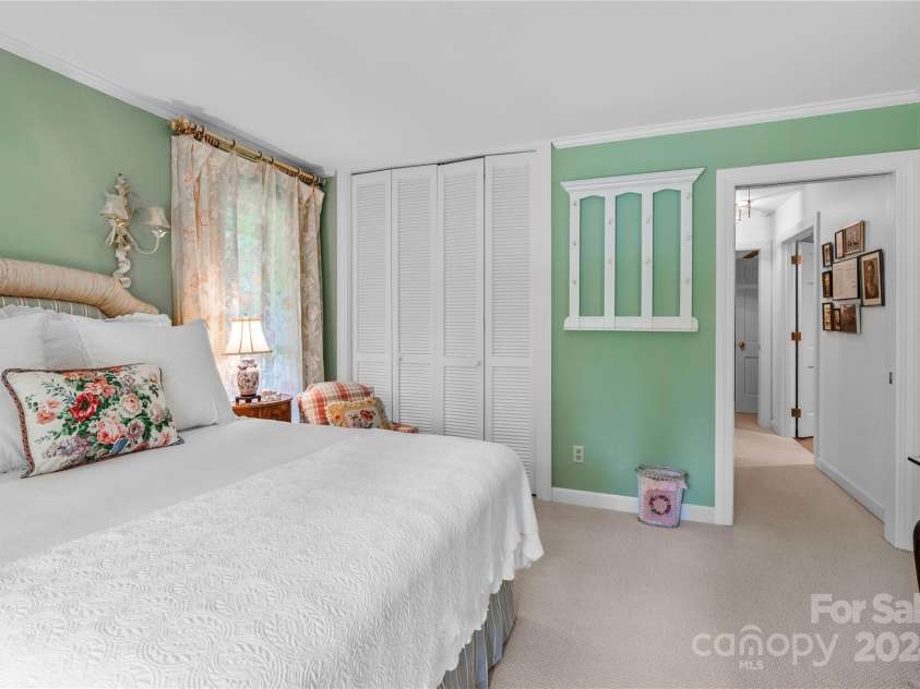 441 Forest Heights Drive, Marion, NC 28752.  MLS# CAR4174154, YatesRealty ID 605. 