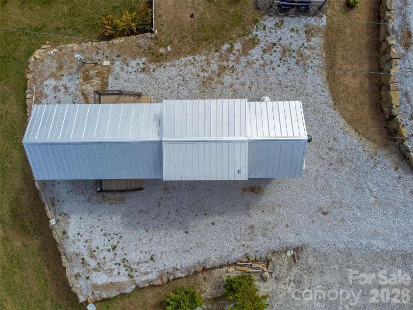122 Mountain Breeze Ridge, Scaly Mountain, NC 28775.  MLS# CAR4361680, YatesRealty ID 6051. 