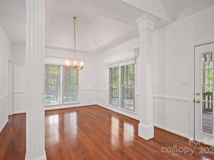 125 Cove Creek Loop, Mooresville, NC 28117.  MLS# CAR4243295, YatesRealty ID 6051. 