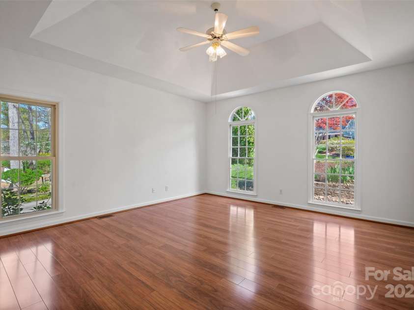125 Cove Creek Loop, Mooresville, NC 28117.  MLS# CAR4243295, YatesRealty ID 6051. 