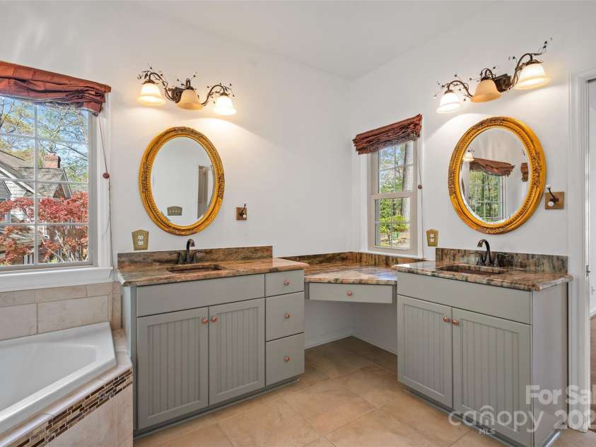 125 Cove Creek Loop, Mooresville, NC 28117.  MLS# CAR4243295, YatesRealty ID 6051. 